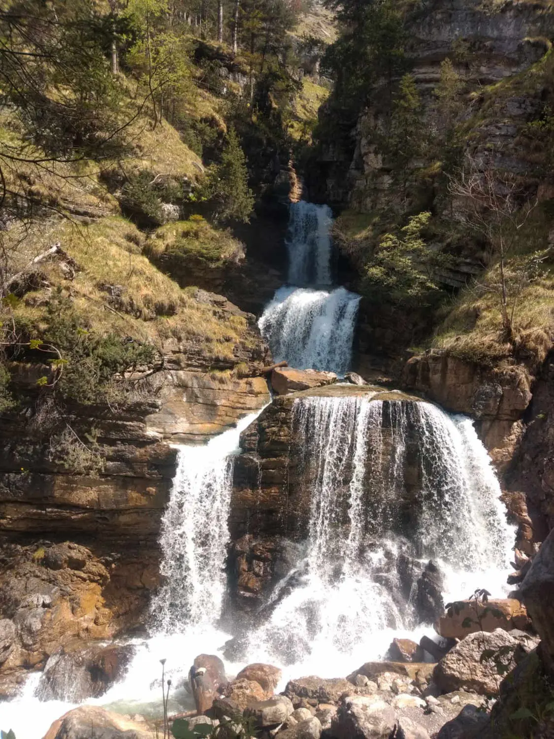 Wasser fließt von Angelique Gebhardt
